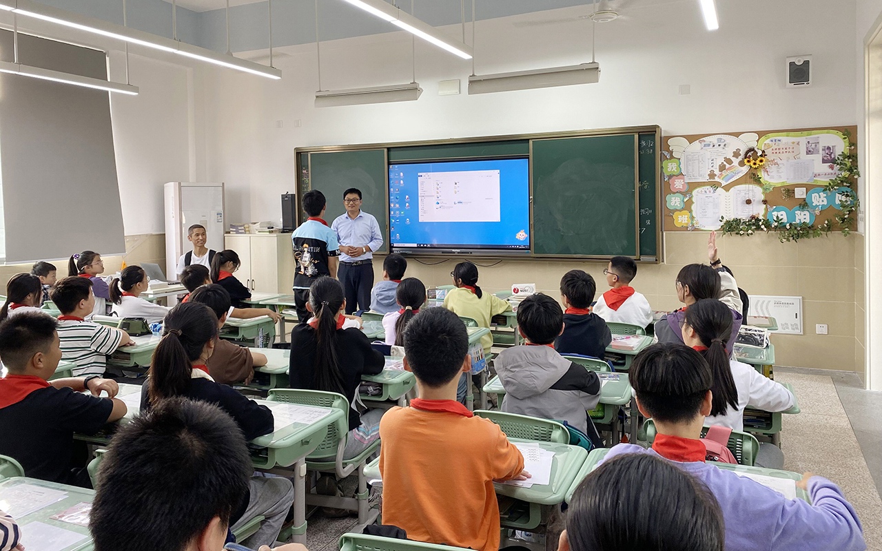 苏州BSport体育官网工业机器人应用科普进校园活动